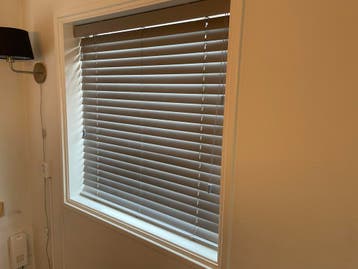 GRATIS 2x Grijze Lamellen - Horizontale Jaloezieën