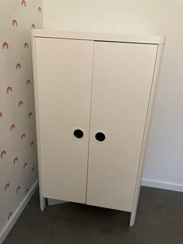 Kinder kledingkast wit