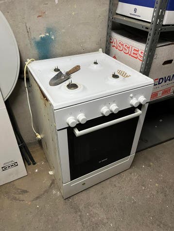 Oud fornuis oven combinatie.