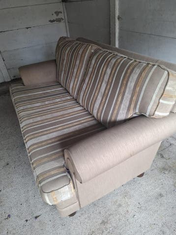 Gratis bank! 160 x 87 x 78