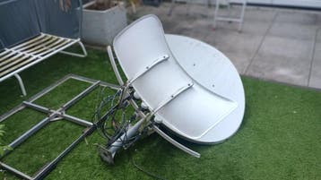 Wavefield T90 incl. standaard