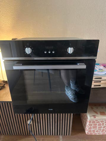 Oven, aanknop is kapot, rest werkt