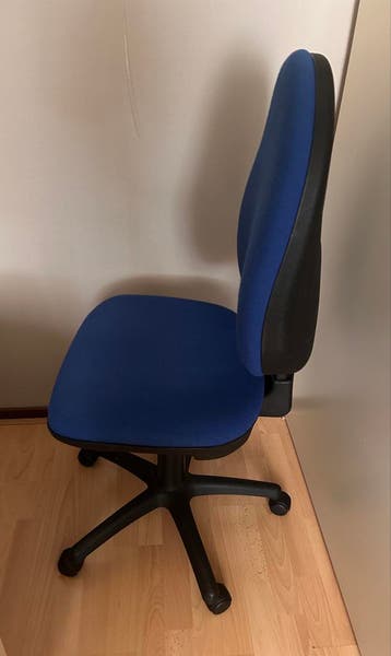 Blauwe burostoel - Gratis af te halen