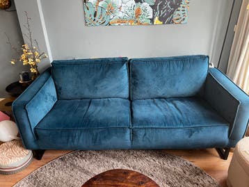 Gratis af te halen blauwe velours stoffen 2 zits bank