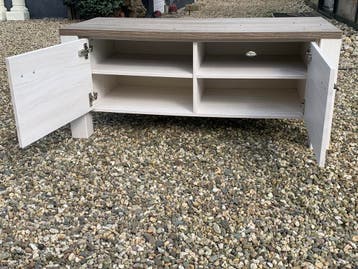 Modern TV-kastje met opbergruimte