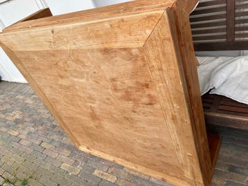 Stevige teakhouten salontafel (100x100x36cm)