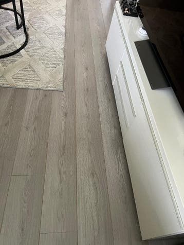 Gratis 2 keer tv meubel hoogglans wit, zie beschrijving