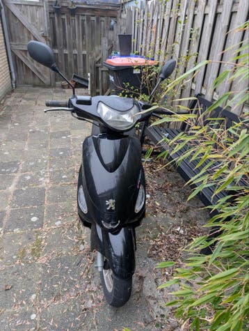 Peugeot V Clic Scooter - Zwart, Gebruikt