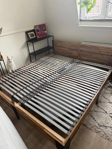 GRATIS - 180x200cm bed met lattenbodem