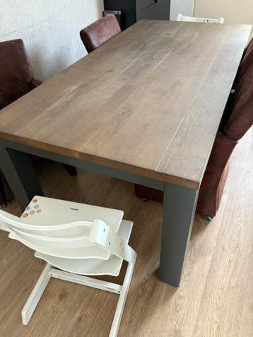 Gratis eettafel 200 x 100cm