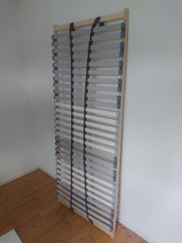 GRATIS IKEA lattenbodem 200x80 cm (ZGAN)