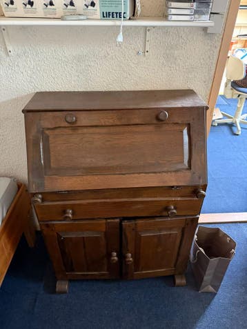 Antieke secretaire