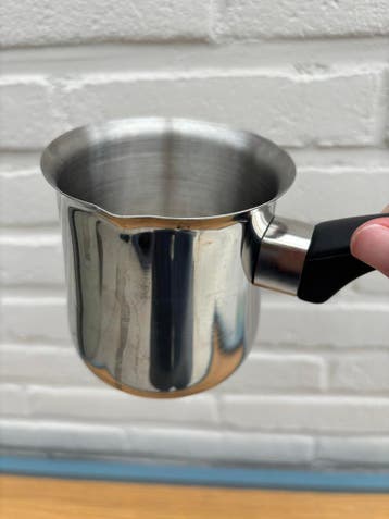 Melkopschuim kannetje