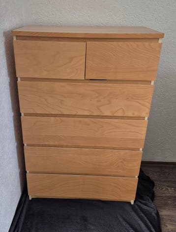 IKEA kast GRATIS