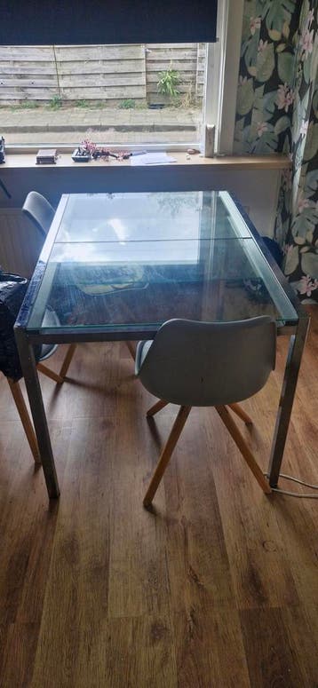 Uitschuifbare glazen eettafel - Gratis af te halen