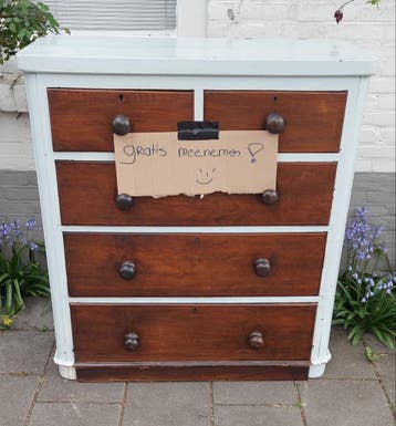 Gratis oude ladekast