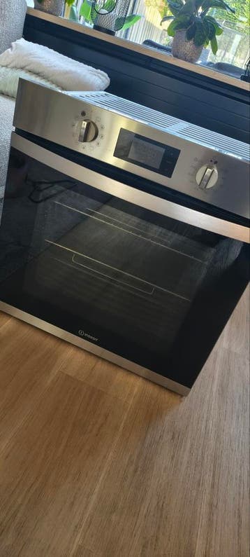 Indesit oven, defect foutcode F24