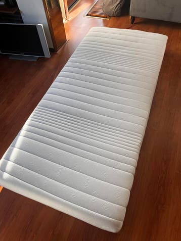 Matras twee stuks 200x90cm