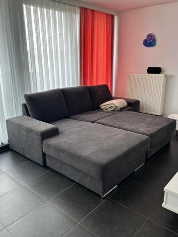 Bankstel donkergrijs met poef