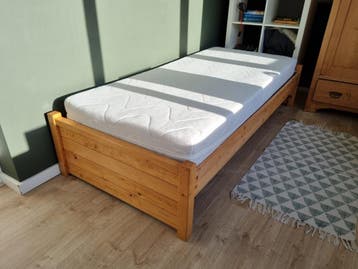 Eénpersoons bed inclusief matras