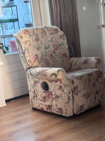 Stoel met 2 verwisselbare hoezen