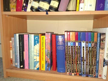 Complete voorraad boekenkast GRATIS op te halen