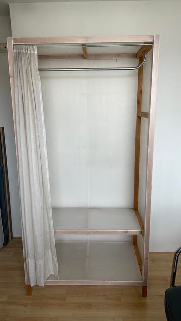 Gratis hangkast / kapstok