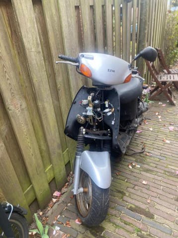 Ophalen scooter Sym Jet
