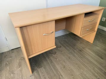 Bureau met opbergruimte en lades