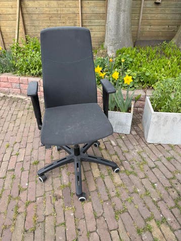 Zwarte bureaustoel - Gebruikt