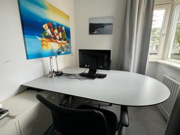 Vergadertafel 180x100 met grijs volkern blad