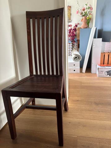 Houten stoel gratis af te halen