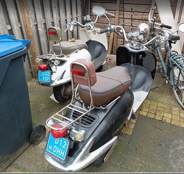 Gratis afhalen 2 x Killerbee Custom scooter