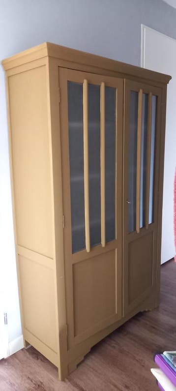 DIT WEEKEND OPHALEN Houten kast olijfgroen 185X115X43