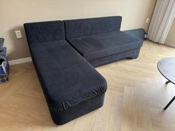 GRATIS: Zwarte slaapbank in L-vorm
