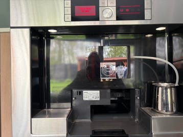 Bosch onbouw koffiemachine TCC78K850