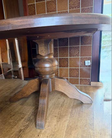 Ronde eettafel met 4 stoelen - Diameter 117 cm