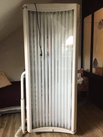 Zonnebank Opal met Philips lampen - gratis af te halen