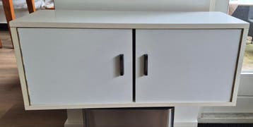 Kastje met twee deurtjes