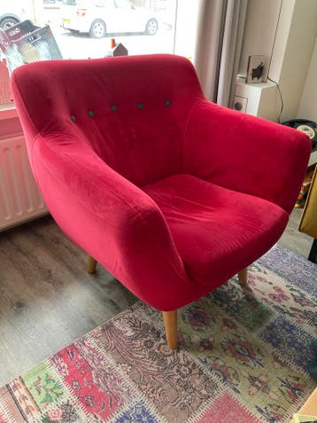 Rode fluwelen fauteuil - Comfortabel en stijlvol