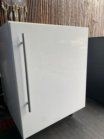 GRATIS IKEA Keukenkast Onderbouw Wit