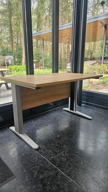 Gratis op te halen; bureau