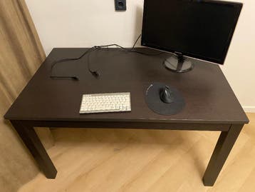 Gratis uitschuifbare tafel