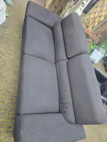 Zwarte stoffen hoekbank - comfortabel en ruim