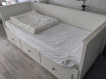 Ikea uitschuifbaar bed wit gratis afhalen