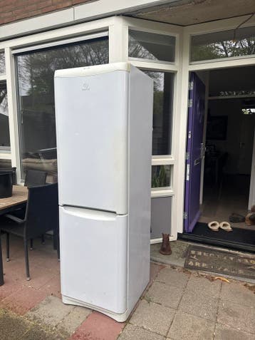 Indesit koel vries combinatie