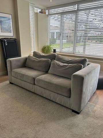 Grijze bank (3-zitter)