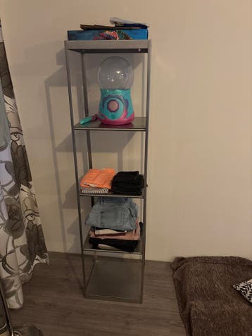 Metalen stellingkast met 4 planken