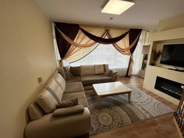 Hoekbank gratis ophalen. Zo snel mogelijk!