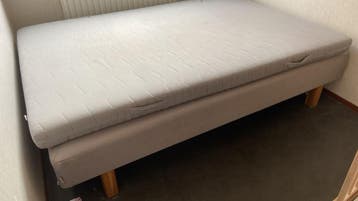 IKEA boxspring GRATIS